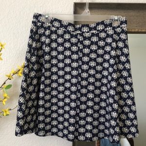 Women’s mini floral blue and white skirt